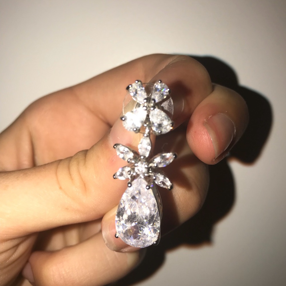 Nina Statement Drop Earrings - image 3